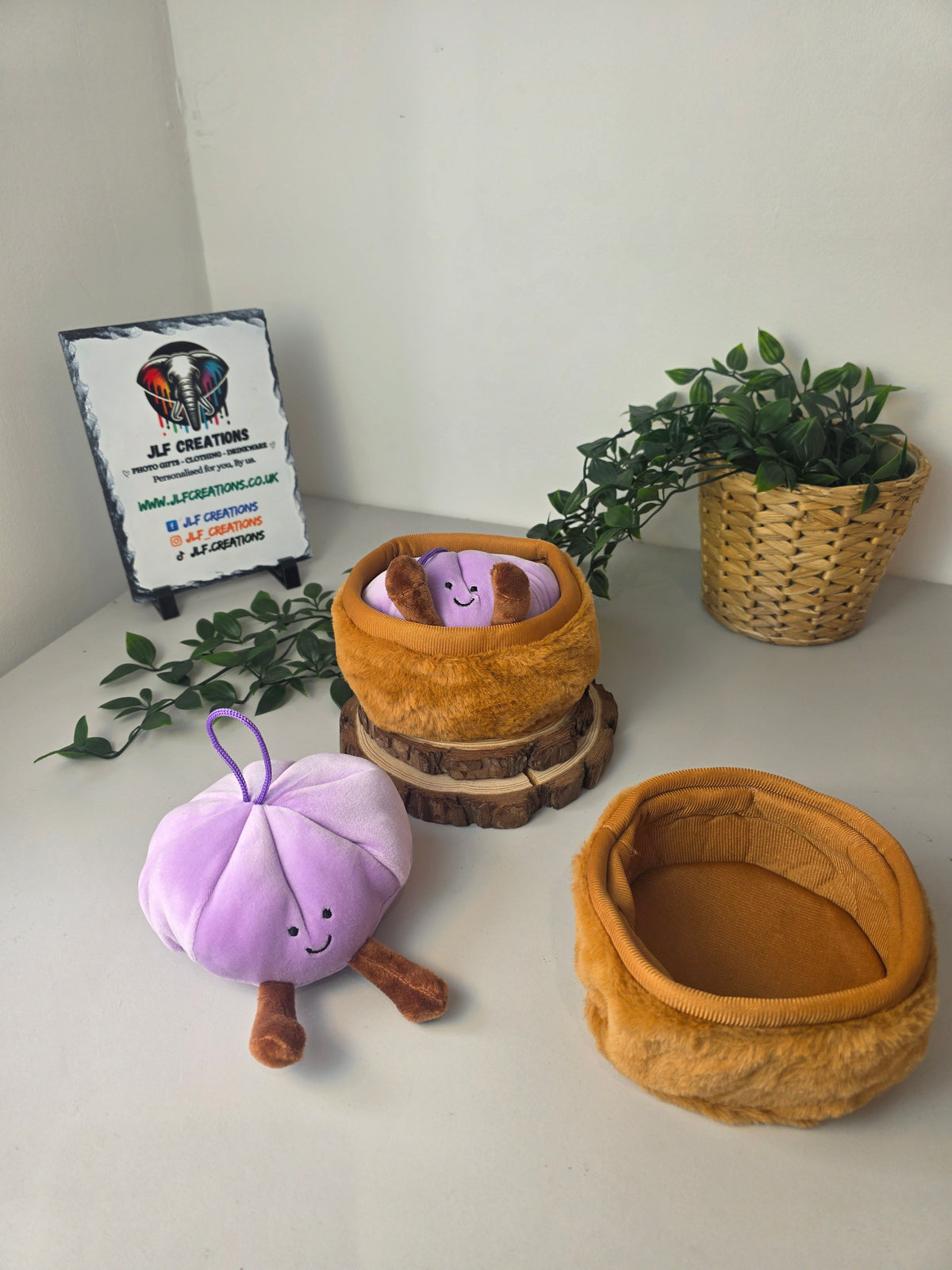 Plushy Dumplings & Basket