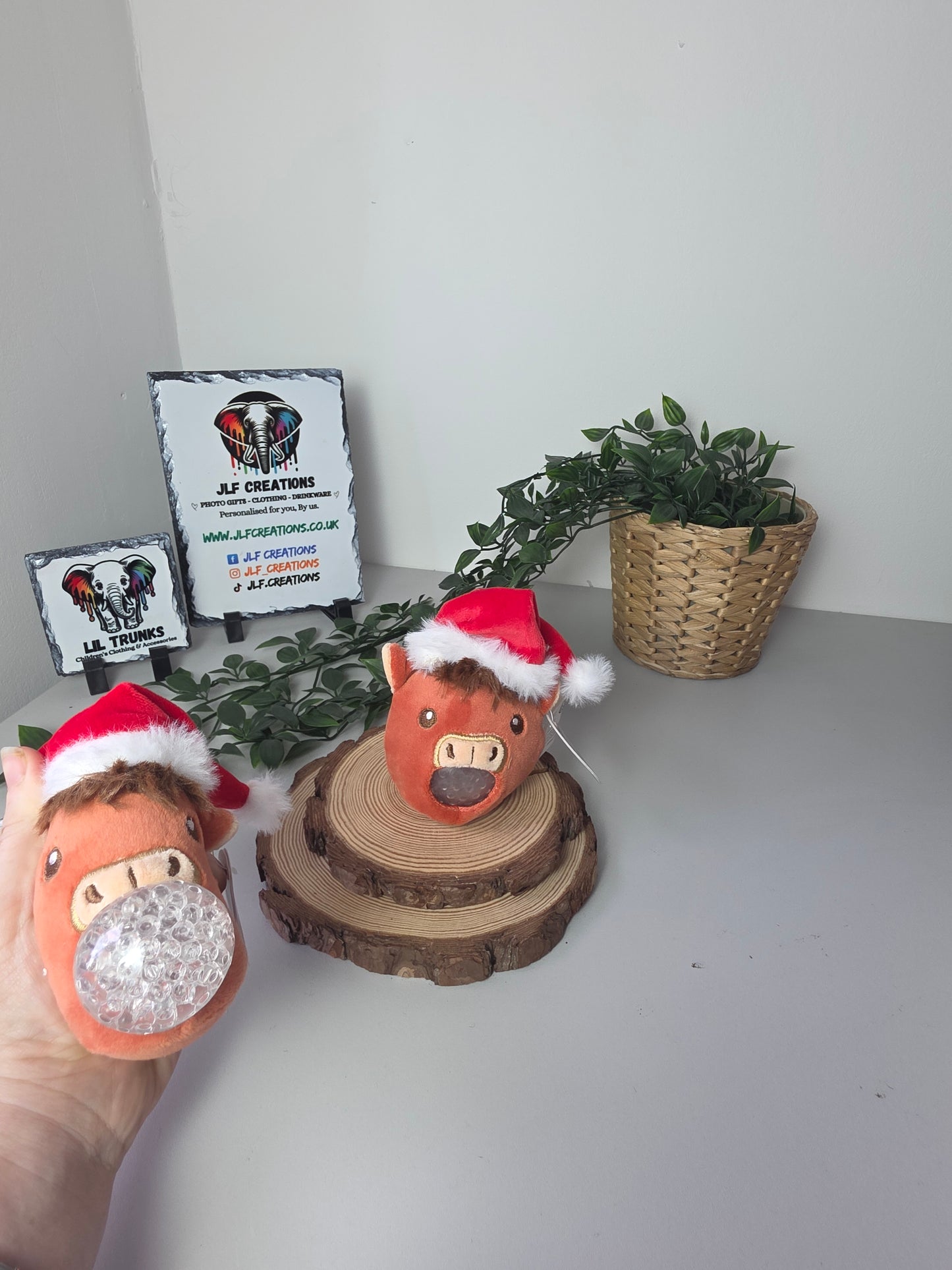 Christmas Highland Cow